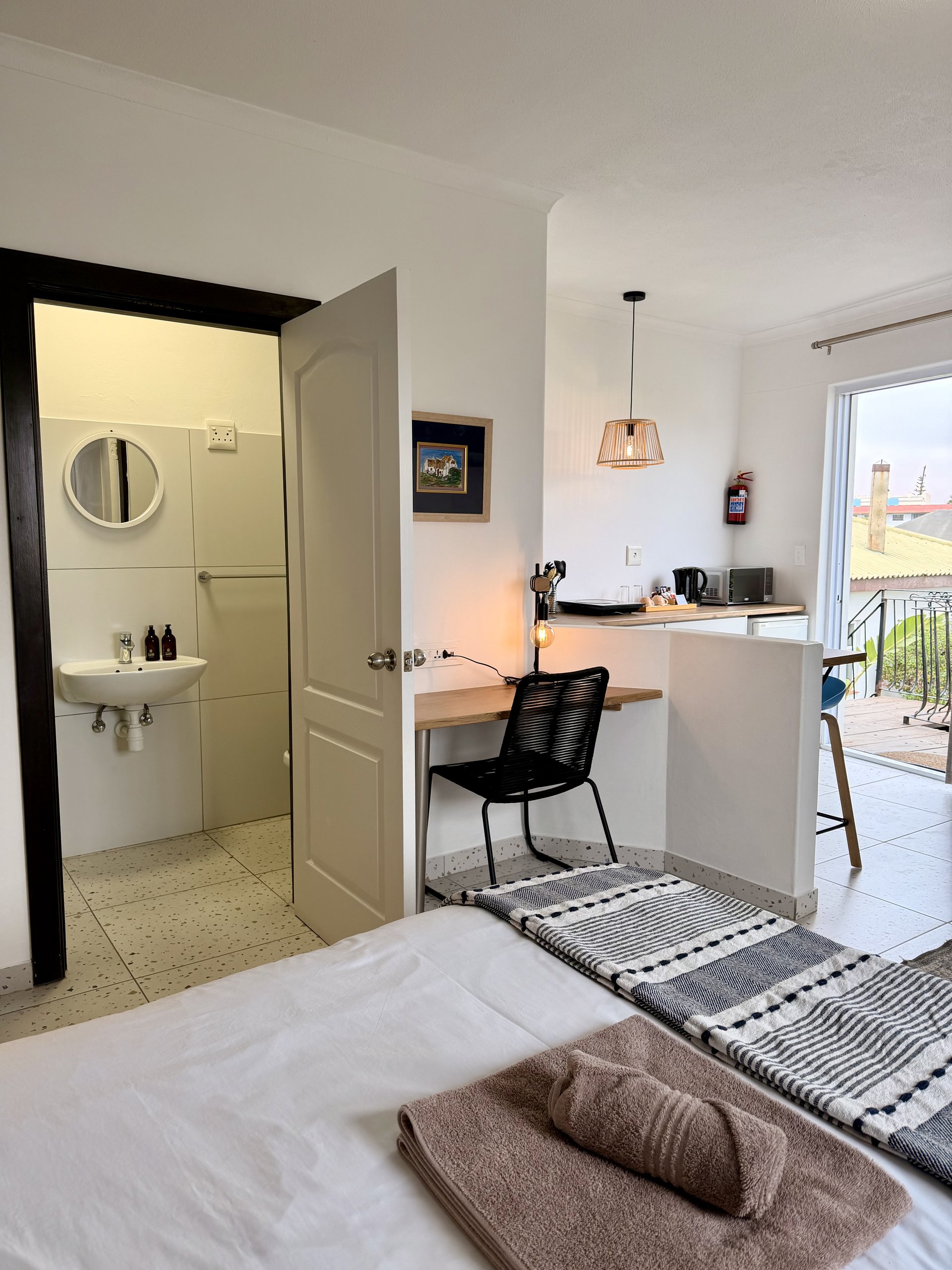 Room SC3, Deluxe semi-self-catering, The Langholm Hotel, photo 3 of 5