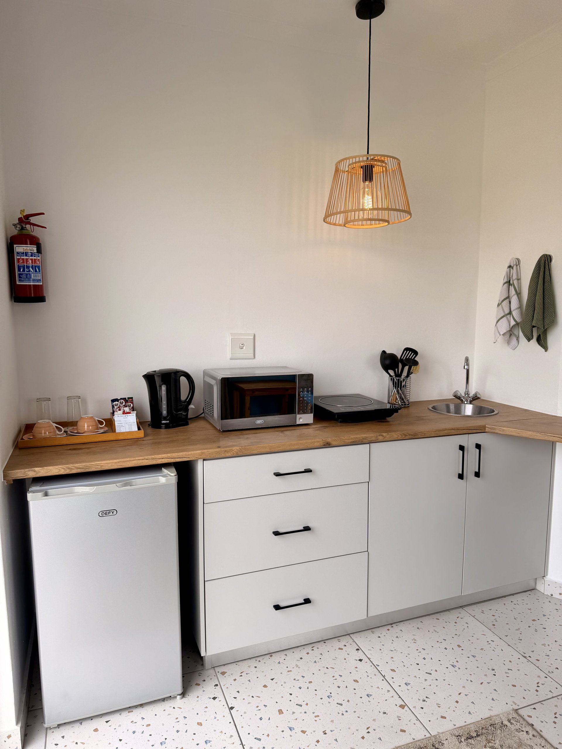 Room SC4, Deluxe semi-self-catering, The Langholm Hotel, photo 5 of 5